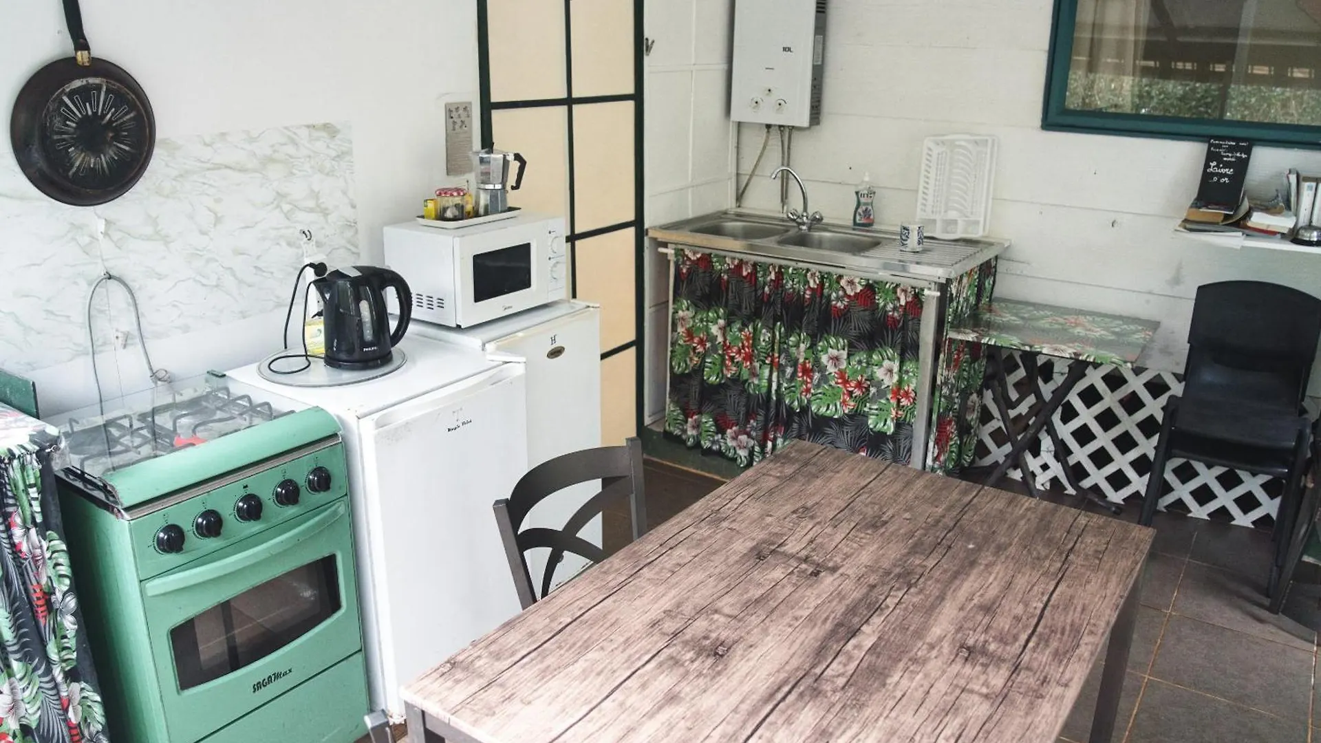 Teavapiti Lodge Uturoa 2*,  Polinezja Francuska
